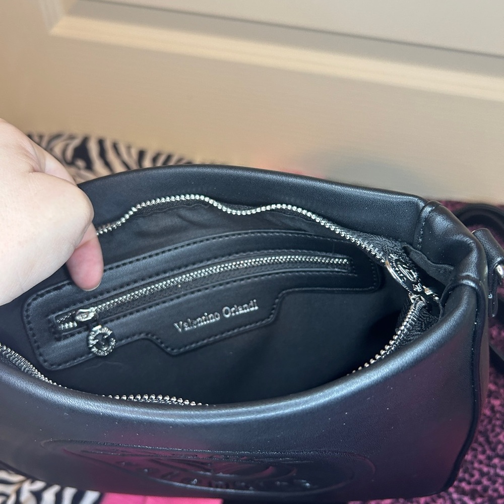 Orlandi Valentino Black Crossbody with wallet included - Picture 10 of 16